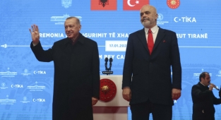 Cumhurbaşkanı Erdoğan: Ethem Bey Camii Tiran'ın Mücevheridir