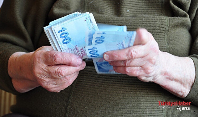 Emekliye Verilen Zam Hayal Kırıklığı