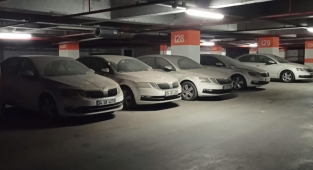 Esenyurt'ta Stoklanmış Araçlar Görüntülendi