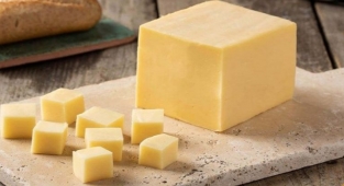 Gıda Teröristlerinden Kaşar Peynirinde Akıl Almaz Hile!