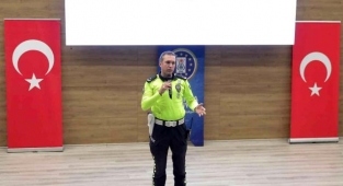 Özel Halk Otobüsleri Şoförlerine Trafik Güvenliği Eğitimi