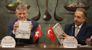 İsviçre Büyükelçisi, Kayseri Talas'a hayran kaldı