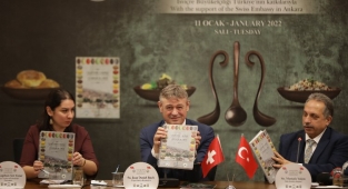 Kayseri Talas'ta '1 Kazanda 3 Kepçe'ye görkemli tanıtım