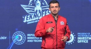 Selçuk Bayraktar: Utanmanız gereken yaptığınız soykırım ve katliamlardır