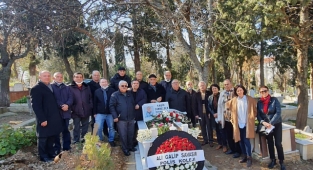 Emniyet Müdürü Kadir Canbeldek Kabri Başında Anıldı 