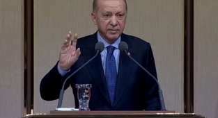 Erdoğan Demokratlar Birliği heyetini Külliyede kabul etti