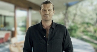 Kıvanç Tatlıtuğ, Netflix dizisi 'Into The Night'ın Konuk Oyuncusu