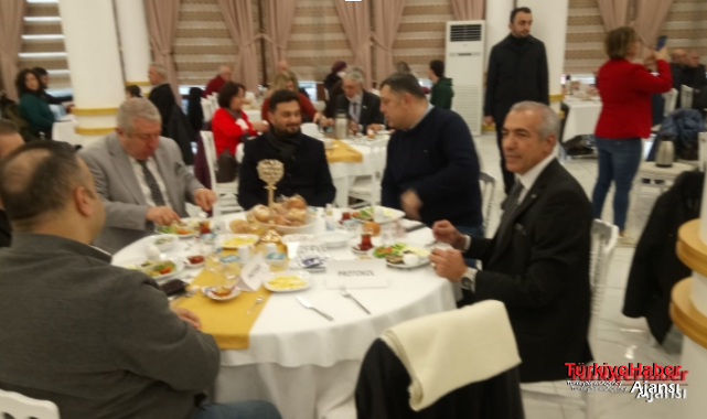 Polis Emeklileri Derneği Üyeleri Kahvaltıda Buluştu