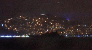 Rus Savaş Gemileri İstanbul Boğazı'ndan Geçti