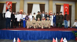 Altınova'da Erzurum'un 104 Kurtuluş Yıl dönümü Coşkuyla Kutlandı