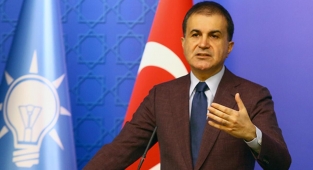 Çelik: Yemen’de Türk Şehitlik Anıtı’na yapılan barbarca saldırıyı lanetliyoruz