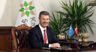 Kayseri Şeker çiftçinin yanında