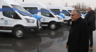 Memduh Büyükkılıç araç 'engel'ini kaldırdı