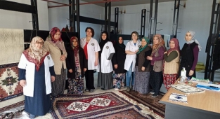 Niğde Bor’da üreten kadınlar iş başında