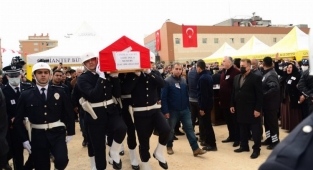 Şehit polis memuru Gaziantep'te defnedildi