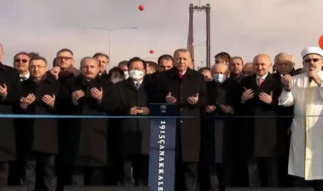 Tarihi Köprü Tarihi Günde Açılıyor