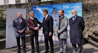 Adnan Polat, Macaristan’da Yakovalı Hasan Paşa Camii’nin Yeni Sergisinin Açılışını Yaptı