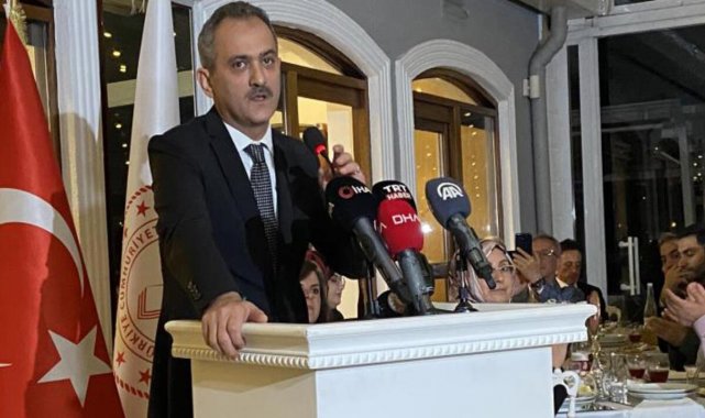 Bakan Özer: Öğretmenlik Meslek Kanunu yönetmeliği son aşamada
