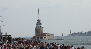 Boğazda 80 bin kişilik iftar