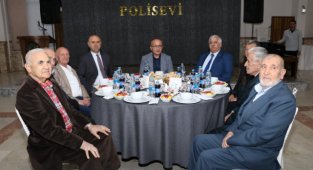 Denizli Emniyet Müdürü Polis Emeklilerine İFTAR Yemeği Verdi 