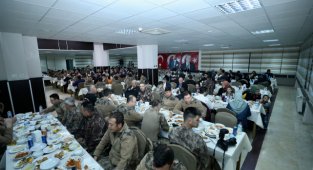 EGM Aktaş, Özel Harekat Polisleriyle İFTAR'da Buluştu 