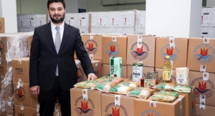 Elden Gönüle Uzanan İyilik