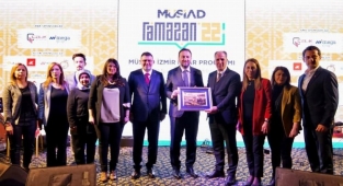 İzmir 'MÜSİAD iftarında buluştu 