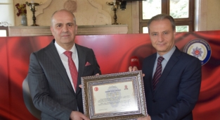 Nevşehir Emniyet Müdürü Görevini Törenle Devretti 