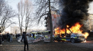 Rasmus Paludan’ın Kur’an-ı Kerim Yakması Sonrası İsveç Karıştı
