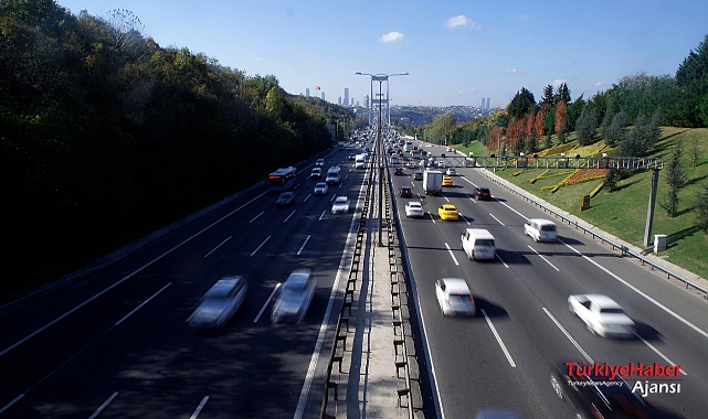 Araç Kullanıcıları Otoyollardaki Hız Limiti Artırımını Destekliyor