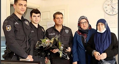 Yanan araçtan kurtaran polislere, anne- kızdan TEŞEKKÜR..