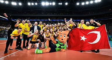 CEV Şampiyonlar Ligi Şampiyonu VAKIFBANK!
