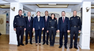 Emniyet Müdürü Dinç,Silah Arkadaşlarıyla Bayramlaştı