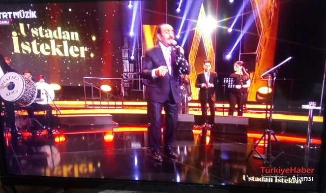 TV'de Mustafa Keser'den Trafik Görevlileri İçin Şarkı İstedi 