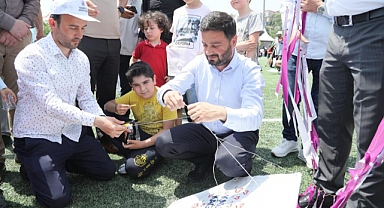 Kağıthane'de Uçurtmalar Gökyüzünü Süsledi