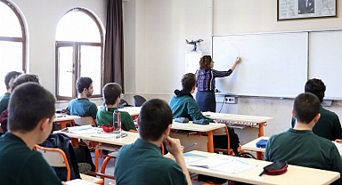 Kariyer basamaklarına 604 bin öğretmen başvurdu