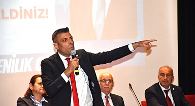 Öztürk Yılmaz; 'Türkiye'yi Kökten Değiştirecek Yenilik Hareketinin Adımlarını Atıyoruz'