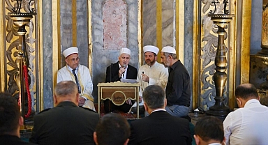 Ayasofya Camii'nde 251 Şehit İçin Hatim İndirildi
