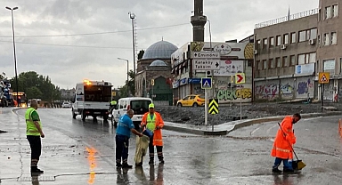 İstanbul, Sele Teslim Oldu