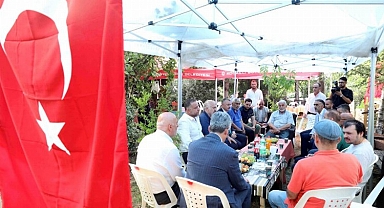 Kocaeli'de Başkan Büyükakın'dan şehit ailelerine ziyaret