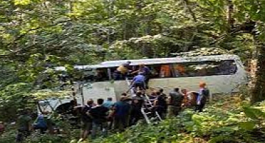 Domaniç'de Tur Kazasında Ölenlerin Kimlikleri Belli Oldu 