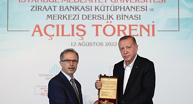 ‘Kitaba Sırtını Dönen, Cehaletin Zifiri Karanlığından Kurtulamaz’