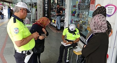 Yaya geçidini kullanmayan yayalara 196'şar lira CEZA 