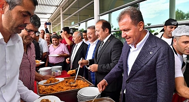 Başkan AVM'lere postayı koydu: “Şuursuzca Çoğalan Avm’lere Karşıyım”