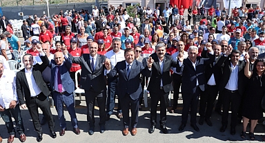 Belediye Çalışanlarına Yüzde 100'lük Rekor Zam Yaptı