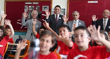 İzmir Aliağa'da 'İlköğretim' heyecanı