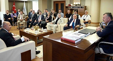 Kocaeli'de Ahilik Kutlama Komitesi'nden Başkan Büyükakın'a ziyaret