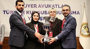 Kurgusal duruşmada şampiyon Batman oldu