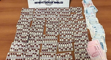 İzmir Bayraklı Polisi Uyuşturucu Satıcılarına Göz Açtırmıyor..!