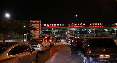 Ticaret Bakanlığı'nın güncelleme çalışması nedeniyle Trakya'daki sınır kapılarında geçişler durduruldu